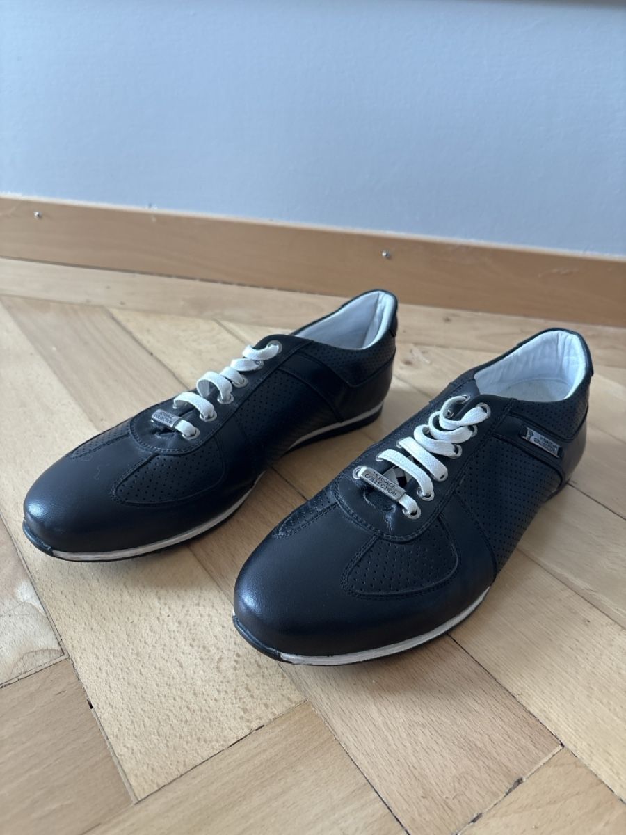 Versace Herrenschuhe: Herren Sneaker Versace Collection schwarz Grösse 41/42 – Gebraucht aus Solothurn von Delia009