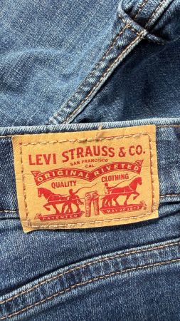 JEANS von Levi’s Shaping Straight