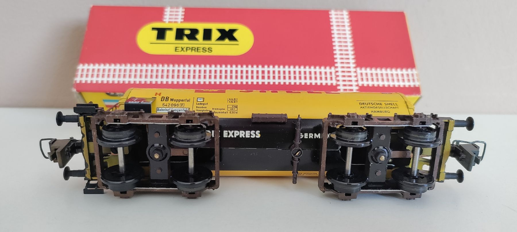 Trix Modellini di ferrovie: TrixExpress | 3496 | H0-Kesselwagen "SHELL" | m. OVP | – Usato da Boswil venduto da MAF_952 3