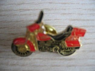 Harley-Davidson Placchette & Badge: PIN Harley – Nuovo (secondo la descrizione) da Bellach venduto da Legdance 2