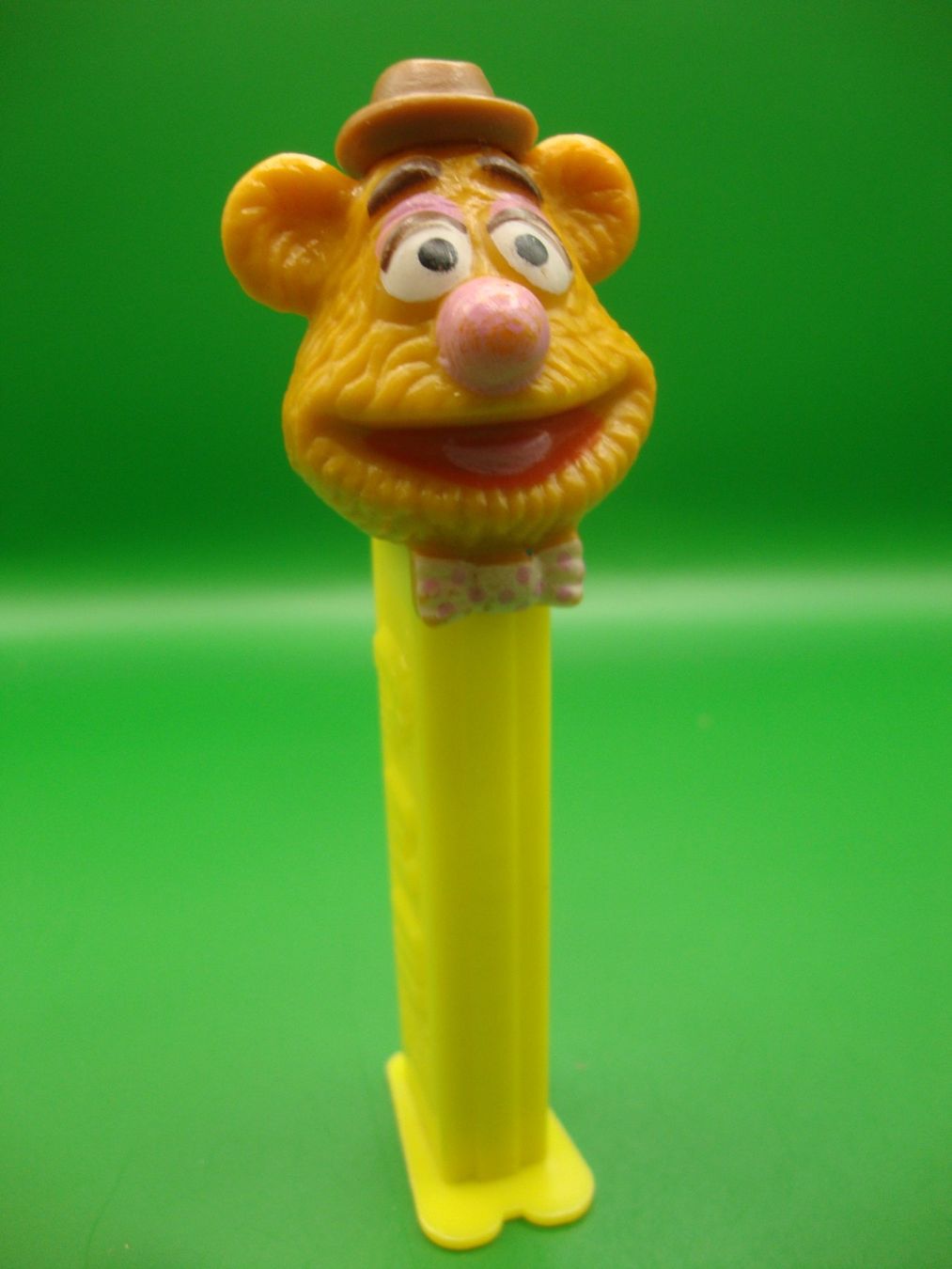 Pez Statuette: FOZZY BEAR PEZ MADE IN AUSTRIA – Usato da Basel venduto da pink2010