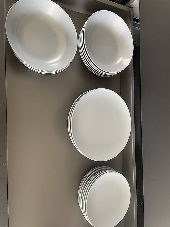 Services de table: Service  – D'occasion à Troinex par ale_58yl