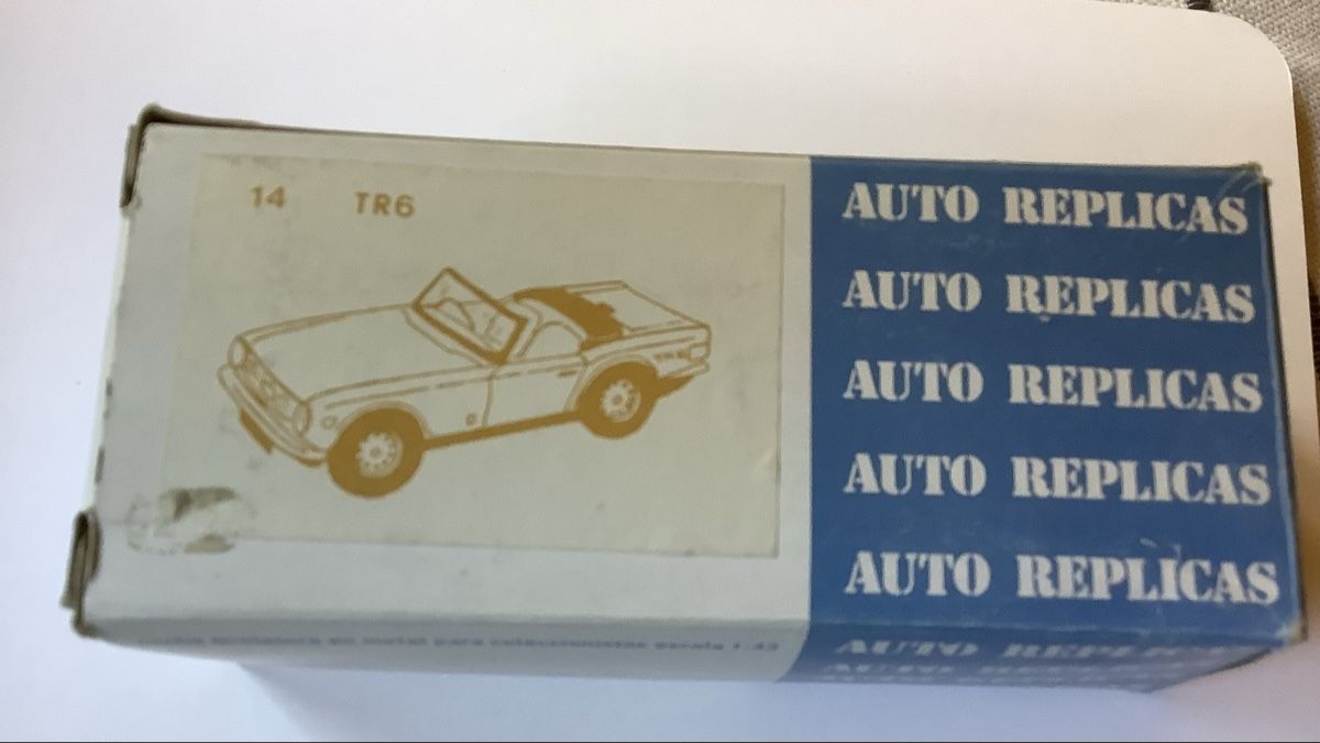 Triumph Modellini d'auto: Triumph Modellbausatz 1974 TRIUMPH TR 6 1/43 – Nuovo (secondo la descrizione) da Theilingen venduto da TinaKr.
