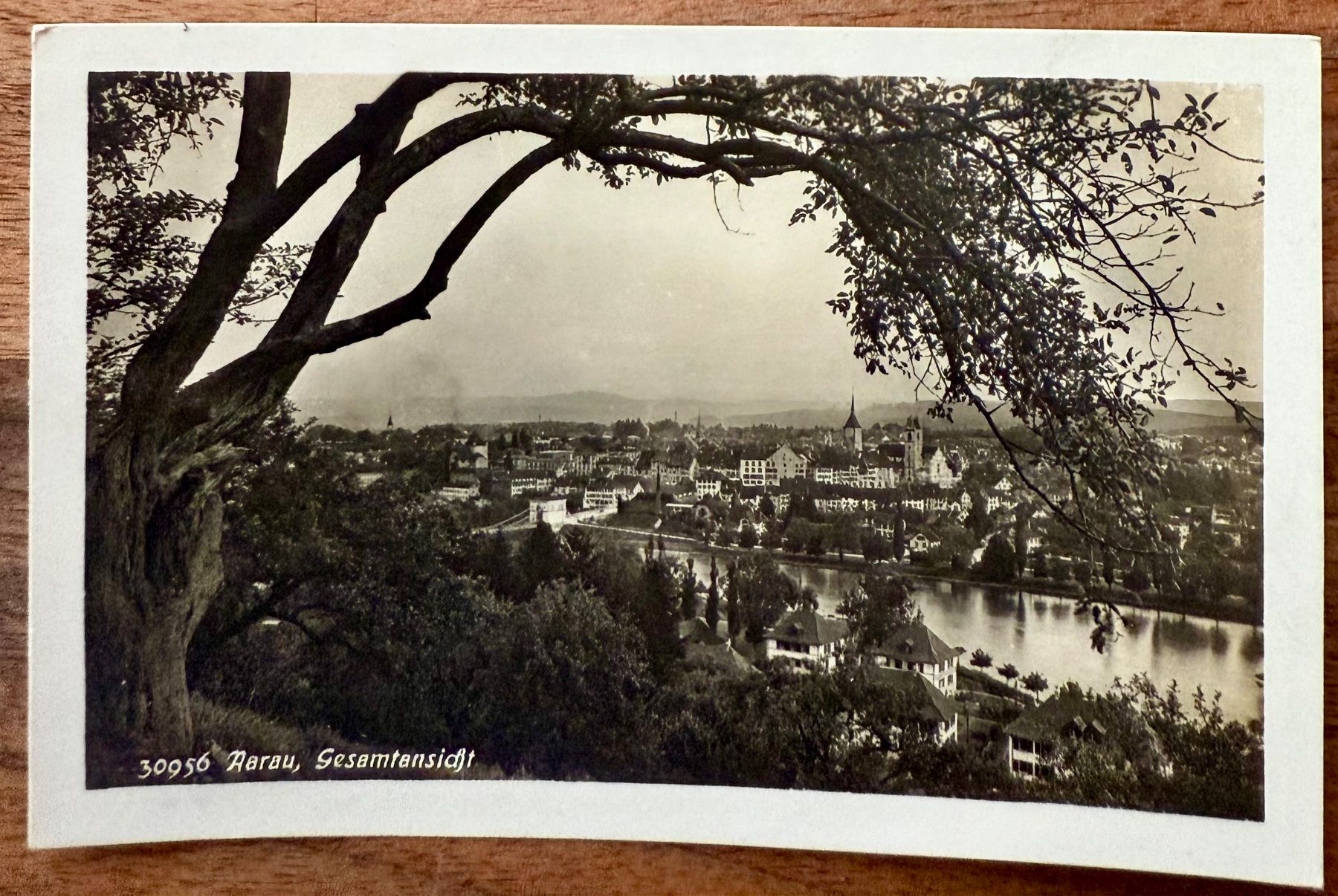 Cartoline postali: AK: Aarau - Gesamtansicht – Usato da Lutry venduto da Ediego