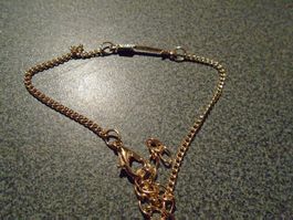 Armband goldfarbig, Pfeil
