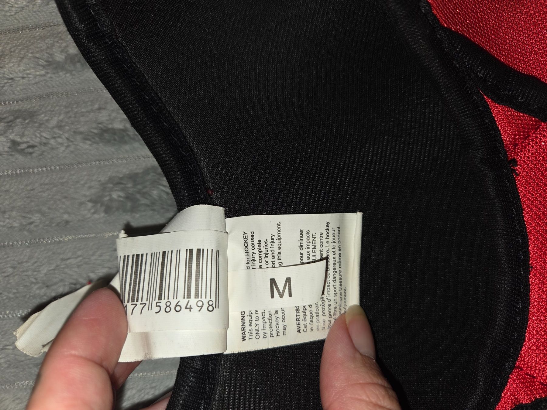 Ccm Schutz & Schoner: CCM Eishockey Schulterschutz / Brustpanzer rot – Gebraucht aus Gelterkinden von Cel07 2