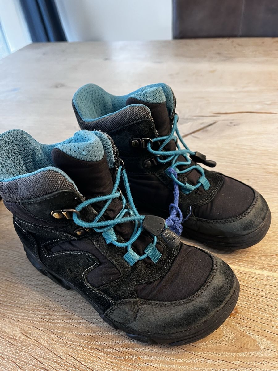 Ecco Scarpe per ragazzi: Kinder Winterschuhe Ecco Grösse 30 gebraucht – Usato da Wilen b. Wil venduto da Lillibilli 1