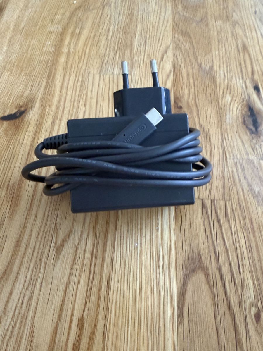 Nintendo Console: Nintendo Switch – Usato da Bern venduto da mah_td8g 5