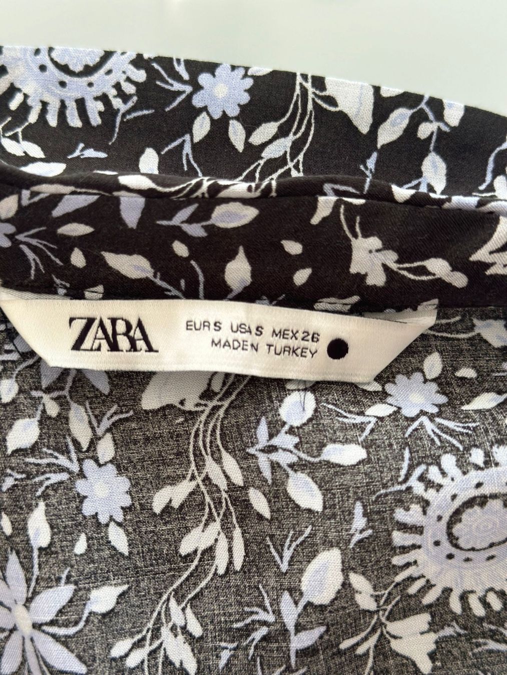 Zara Vestiti: Elegantes Blumenkleid , Gr. S – Usato da Zufikon venduto da Modestil365 9