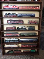 Lot de 12 modéles de wagons et Loco Marklin Lima  Roco en HO