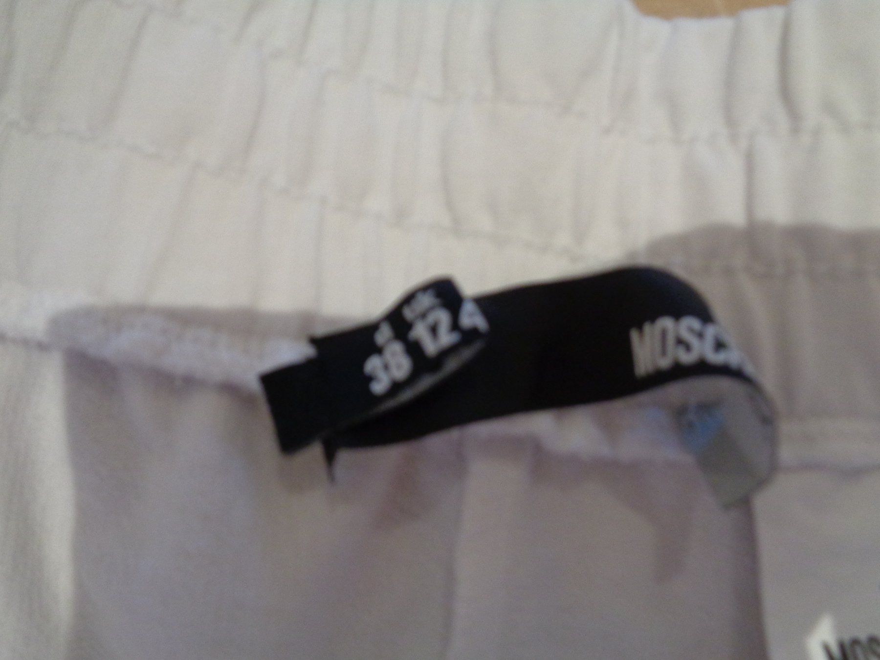 Moschino Pantaloni: Moschino neue Sweatshirthose, 38-40 – Nuovo (secondo la descrizione) da Klingnau venduto da Markus14 2