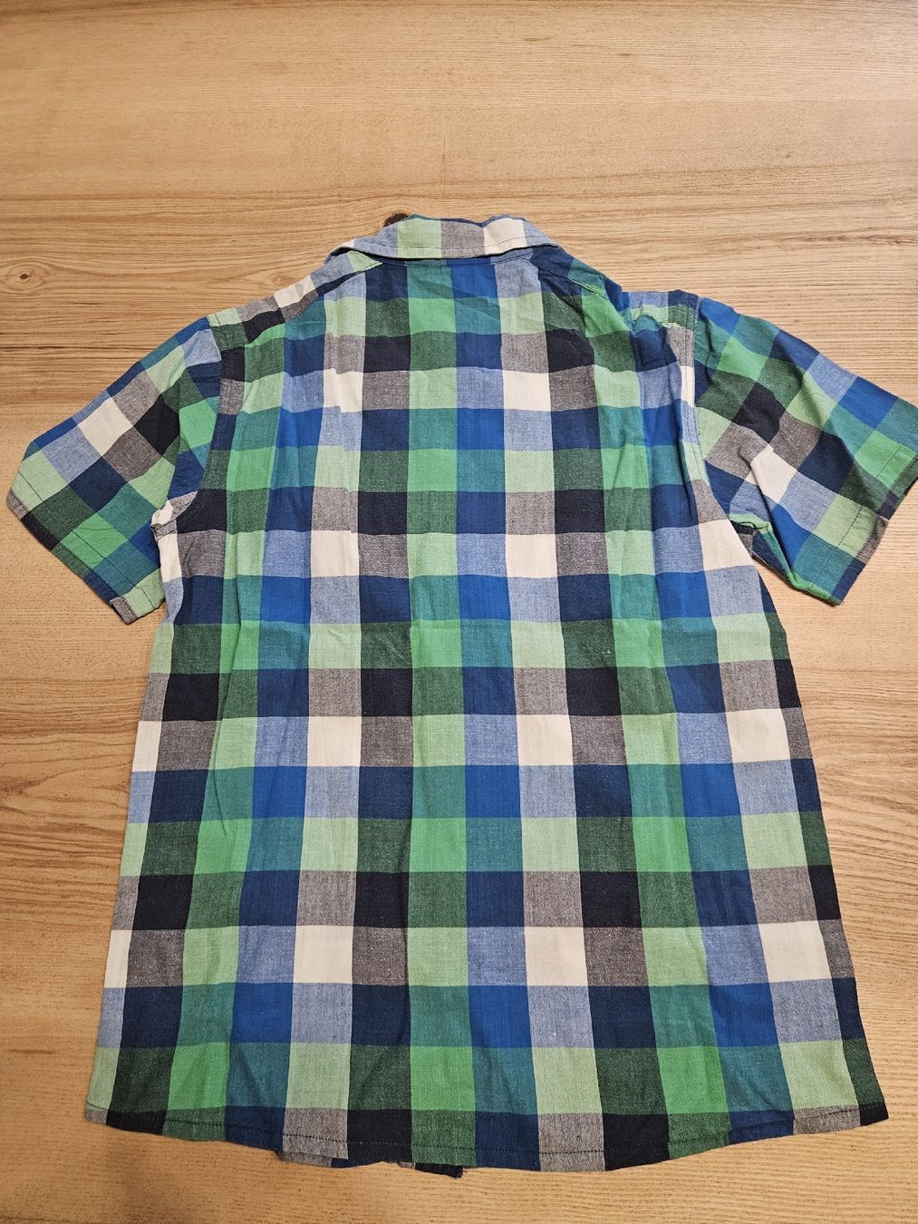 Hemden, T-Shirts & Polos: KIDS Hemd Karomuster Grösse 134 – Gebraucht aus Danis von and_5kkz 1