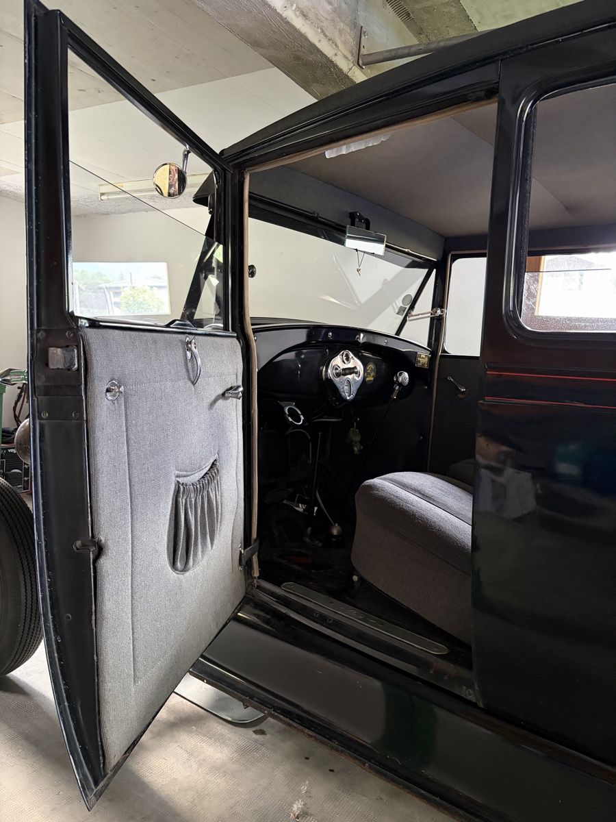 Ford (Usa) Automobili: Ford model A Tudor Sedan 1929 – Usato da Collonges venduto da Nivek_They5 9