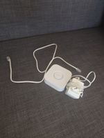 Philips Hue Bridge mit Netzteil und Kabel