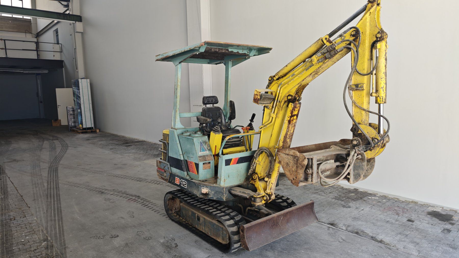 Yanmar Excavateurs: Bagger Yanmar B12 – D'occasion à Luzern par pilatusshop 2