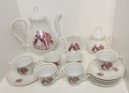 Superbe ancien service à café en porcelaine
