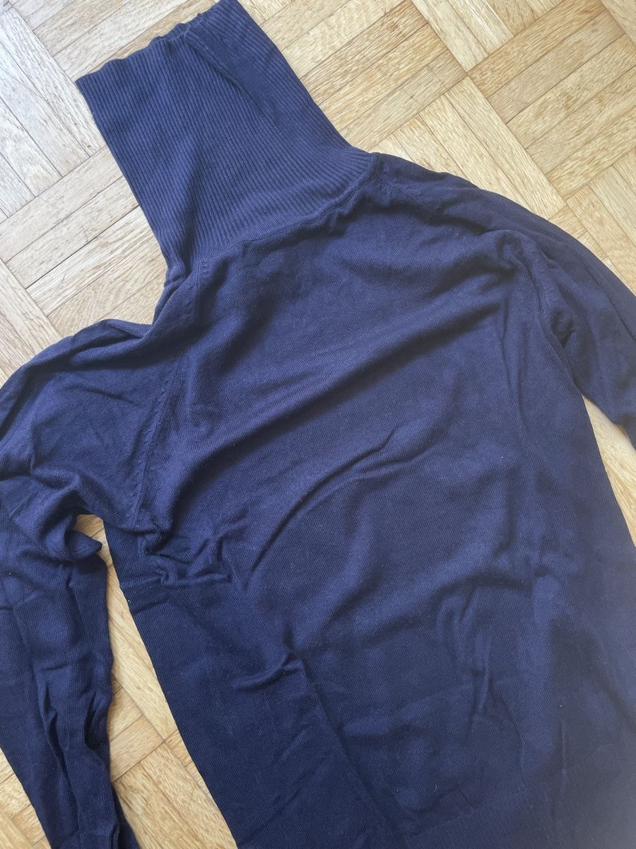 Maglioni & Felpe: Rollkragenpullover Navy Blue / dunkelblau, Grösse M – Usato da Zürich venduto da Carlajimena 2