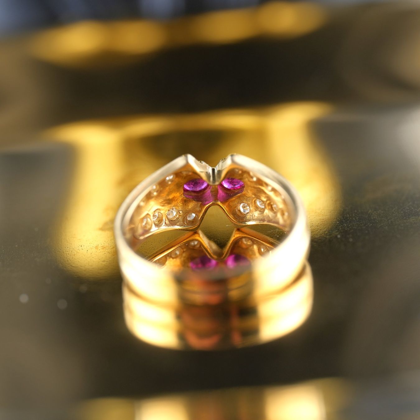 Ringe: Goldring 18K mit Rubin und Diamanten – Gebraucht aus Basel von Vip24 3