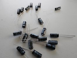 Elektrolyt Kondensator 1uF 50V 5Stk