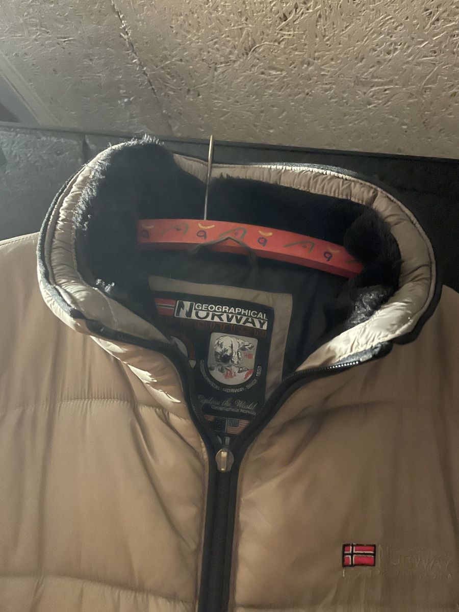 Cappotti: Geographical Norway Damen Wintermantel Gr. M – Usato da Luzern venduto da Fledermaus82 6