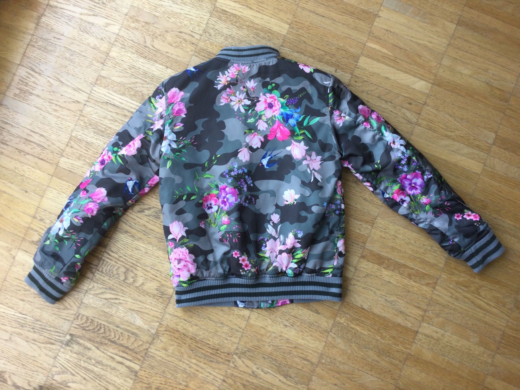 Giacche & Cappotti: Mädchen Leichtere Jacke, Gr 134 – Usato da Zürich venduto da ShadowVorlon 2