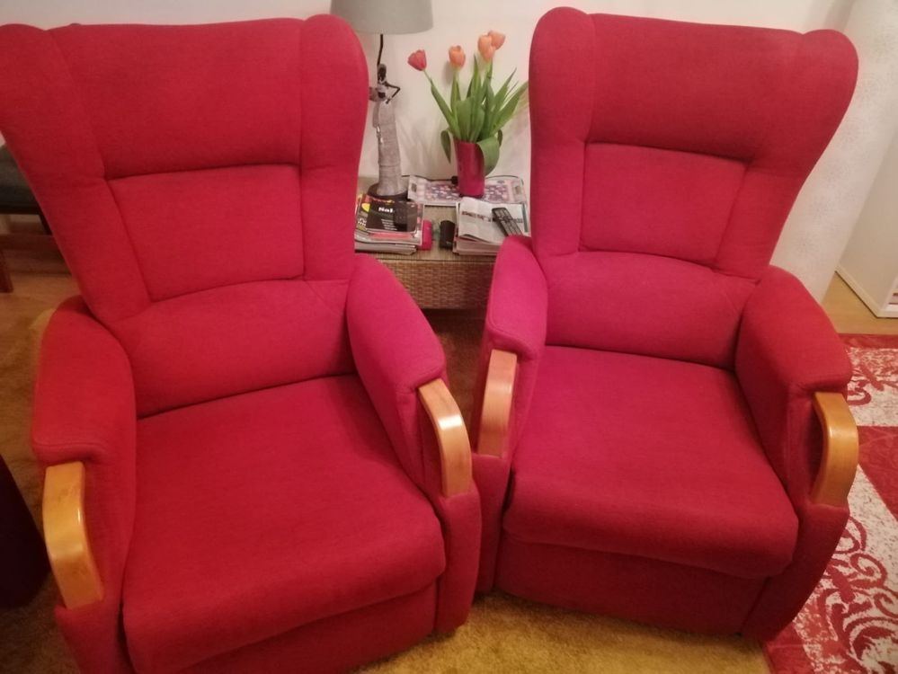 Lot De 4 Fauteuils En Simili Cuir - 2 Rouges & 2 Marrons - Bon État - Style Contemporain Déjà Assemblé