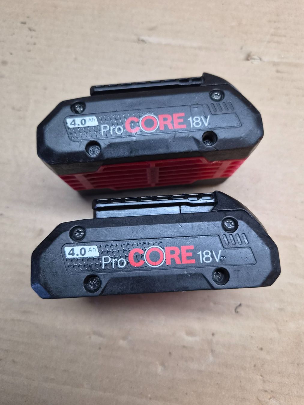 Bosch Akkus: 2 Bosch Akkus 18V 4Ah Procore gebraucht – Gebraucht aus Reutigen von beore 1