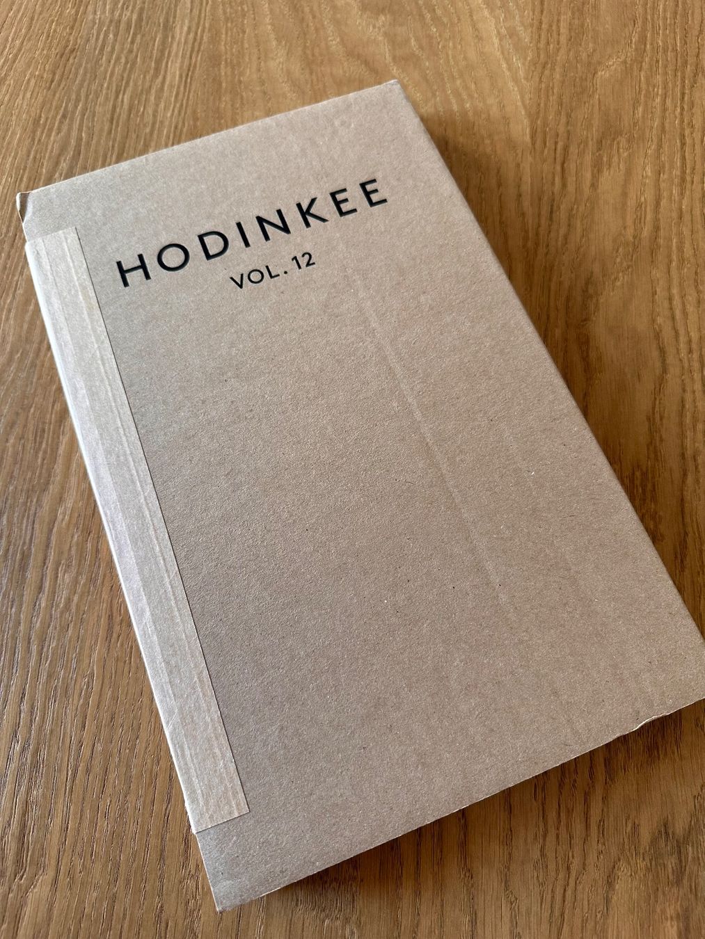 Riviste & Magazine: Hodinkee Magazine Volume 12 – Nuovo e nell'imballaggio originale da Solothurn venduto da CaylanK 4