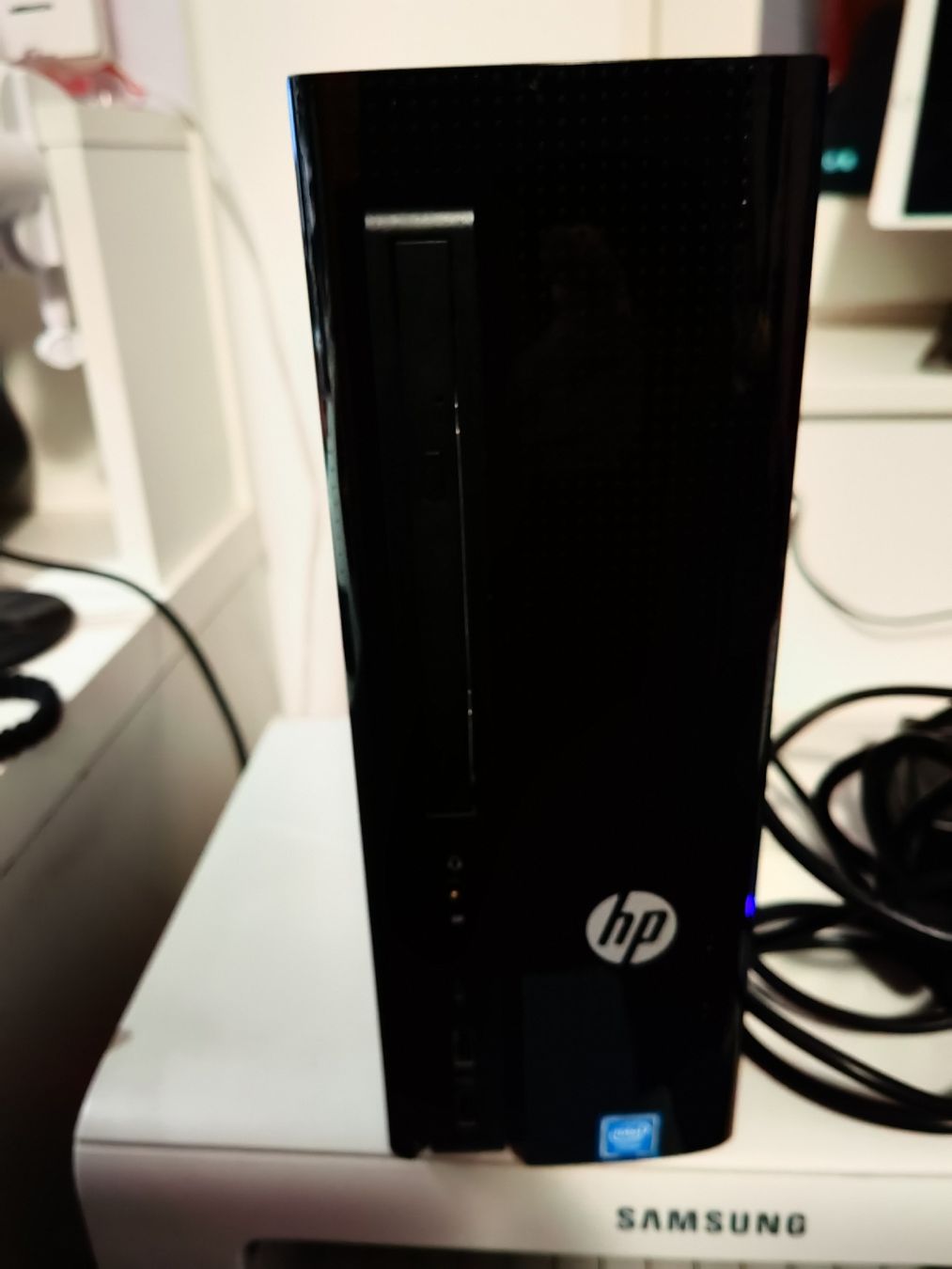 Hewlett Packard PC: HP Slimline 260-a106ng PC: Intel Celeron, 4GB RAM – Usato da Romanshorn venduto da Dbaumann60