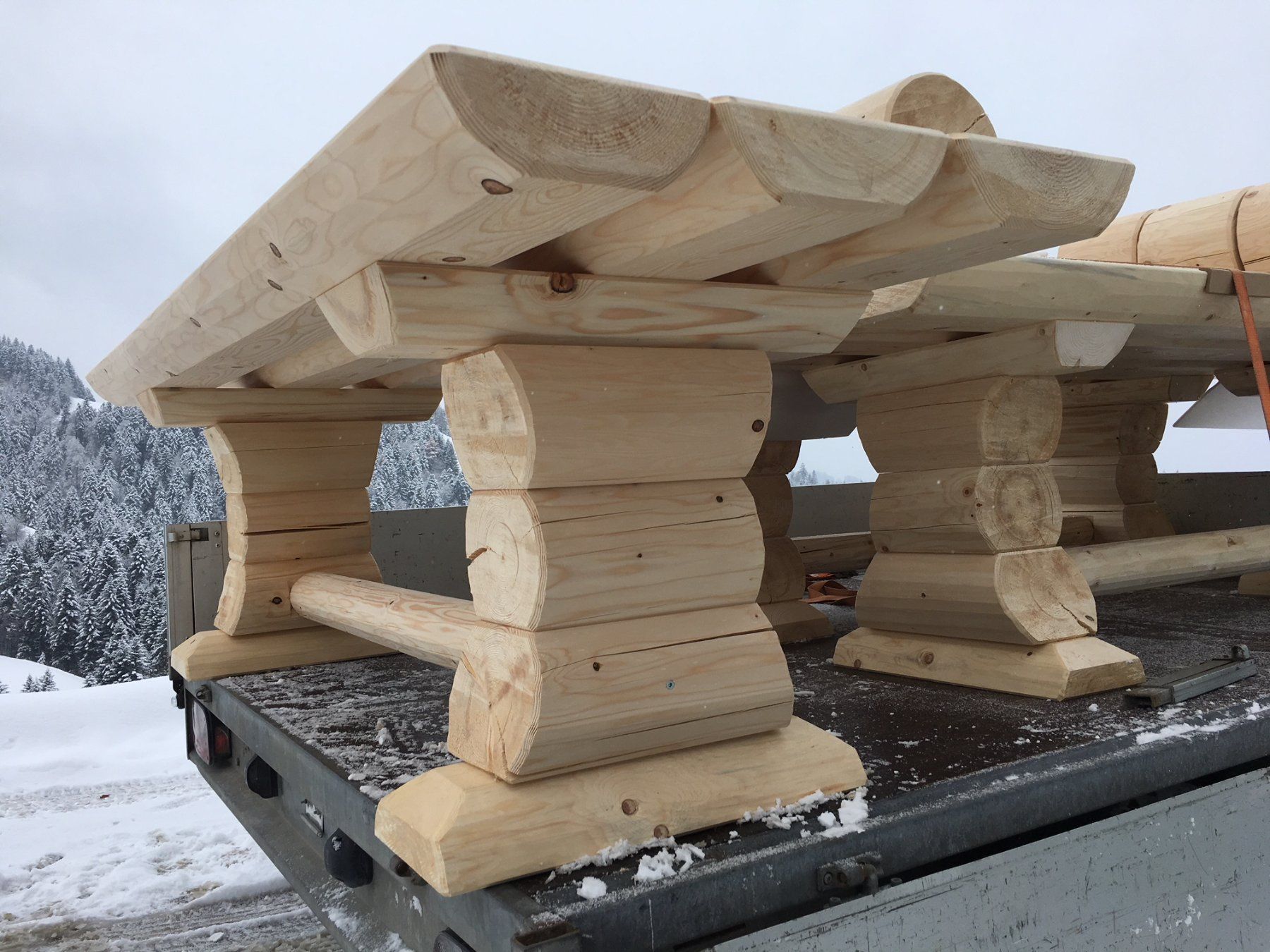 Articoli in legno: Gartenmöbel aus Rundholz/Bretter – Nuovo e nell'imballaggio originale da Heimisbach venduto da Rundholzmoebel 9