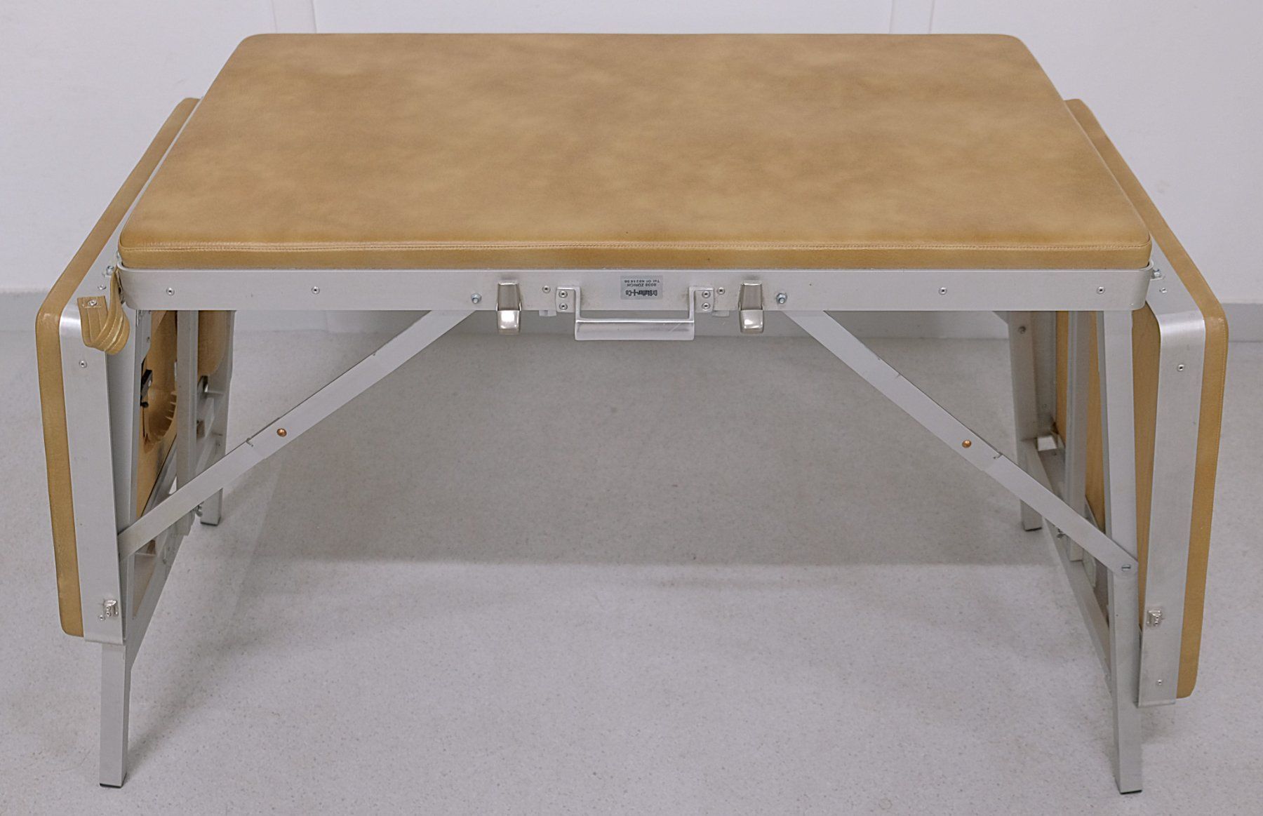 Chaises longues: Mobile Massageliege Dr. Blatter+Co Eigenbau – D'occasion à Volketswil par brockipfannenstil 6