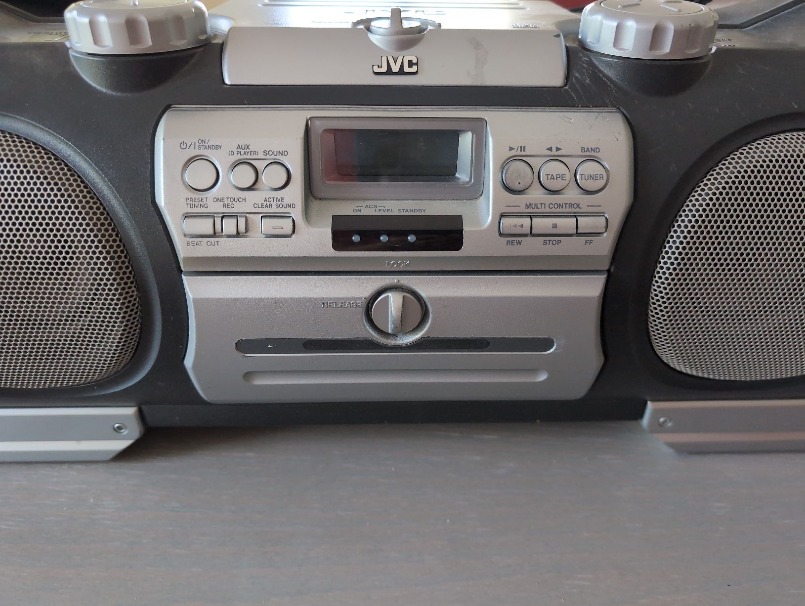 JVC Radios: JVC Boomblaster RV-NB10B – Gebraucht aus Marthalen von ndrs 2