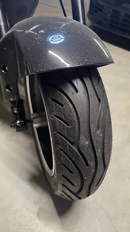 Chopper: E-Roller FatBob Pro – Usato da Pfäffikon ZH venduto da Rhinsider 1