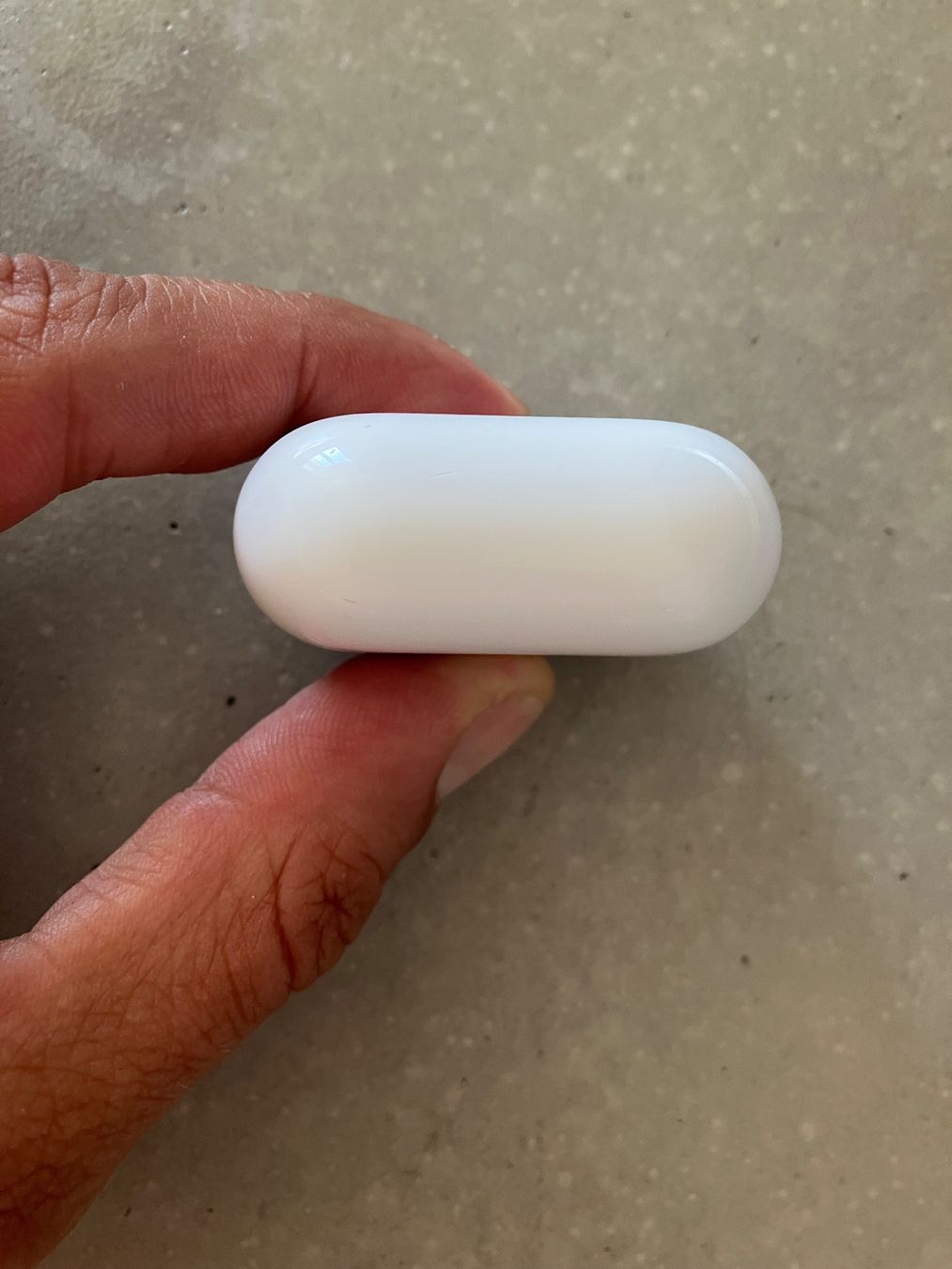 Apple Casques audio: APPLE AIRPODS 4 CASE ANC – D'occasion à Lausanne par mr.v 5