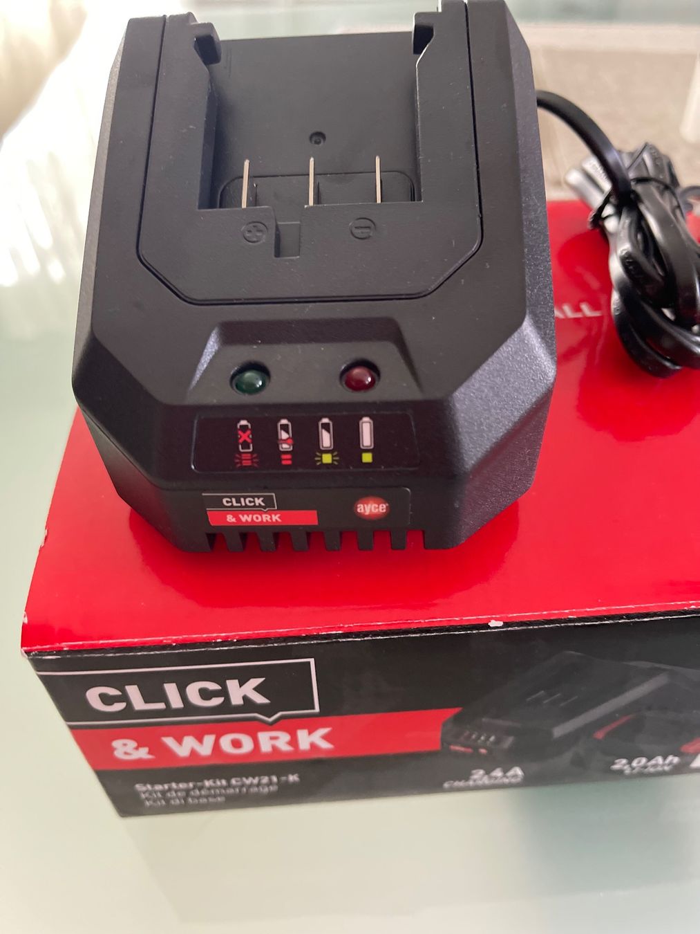 Bosch Ladegeräte: CLICK & WORK Ladegerät 2,4A Neu/NP 35CHF POWERSYSTEM CW21-K – Neu (gemäss Beschreibung) aus Kölliken von Hap-7 2