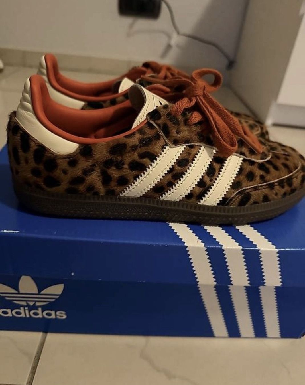 Adidas Chaussures femmes: adidas leopard sneakers – Neuf (Voir description) à Zürich par ama_kzn7 1