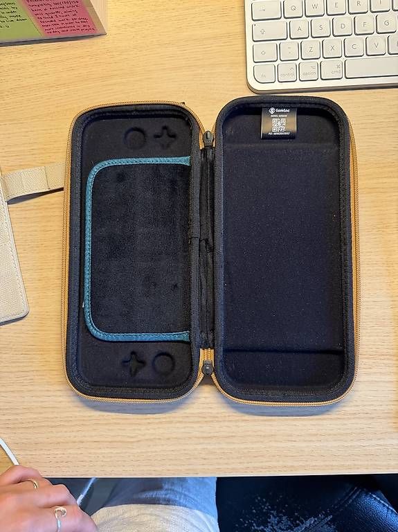 Etuis de protection: Tomtoc Nintendo Switch OLED Slim Case  – D'occasion à Winikon par gandiva 1