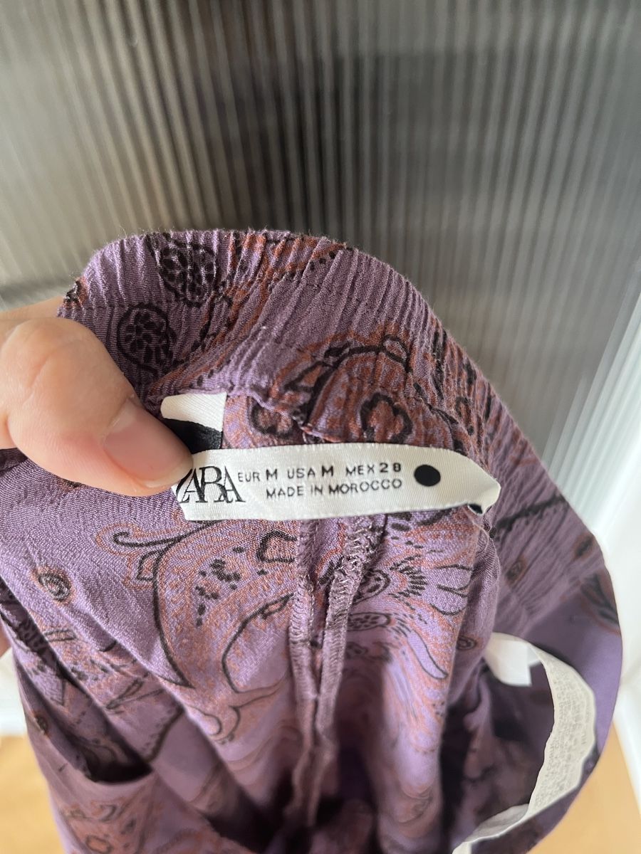 Zara Hosen: Pantalon flare à motifs – Gebraucht aus Fribourg von ine_y5jc 2