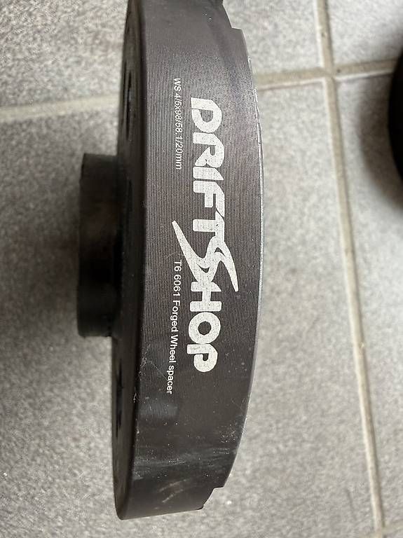 Pneumatici & Ruote complete: Divers accessoires Fiat 500 – Usato da Granges-Paccot venduto da Fafa139 1
