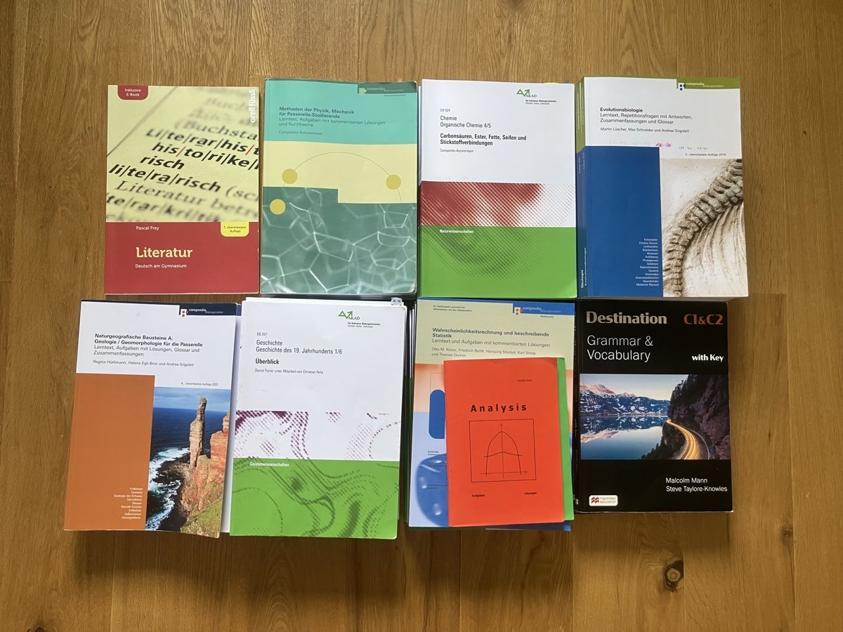 Bücher: Passarellen Lehrmittel Set 2025/26 – Gebraucht aus Alpnach Dorf von pas_yy6t
