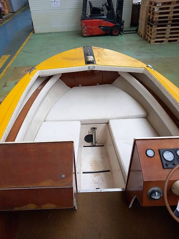 Schweizer Bateaux Barche: Motorboot für Restauration oder Export – Usato da Altendorf venduto da fre_mb2h 2