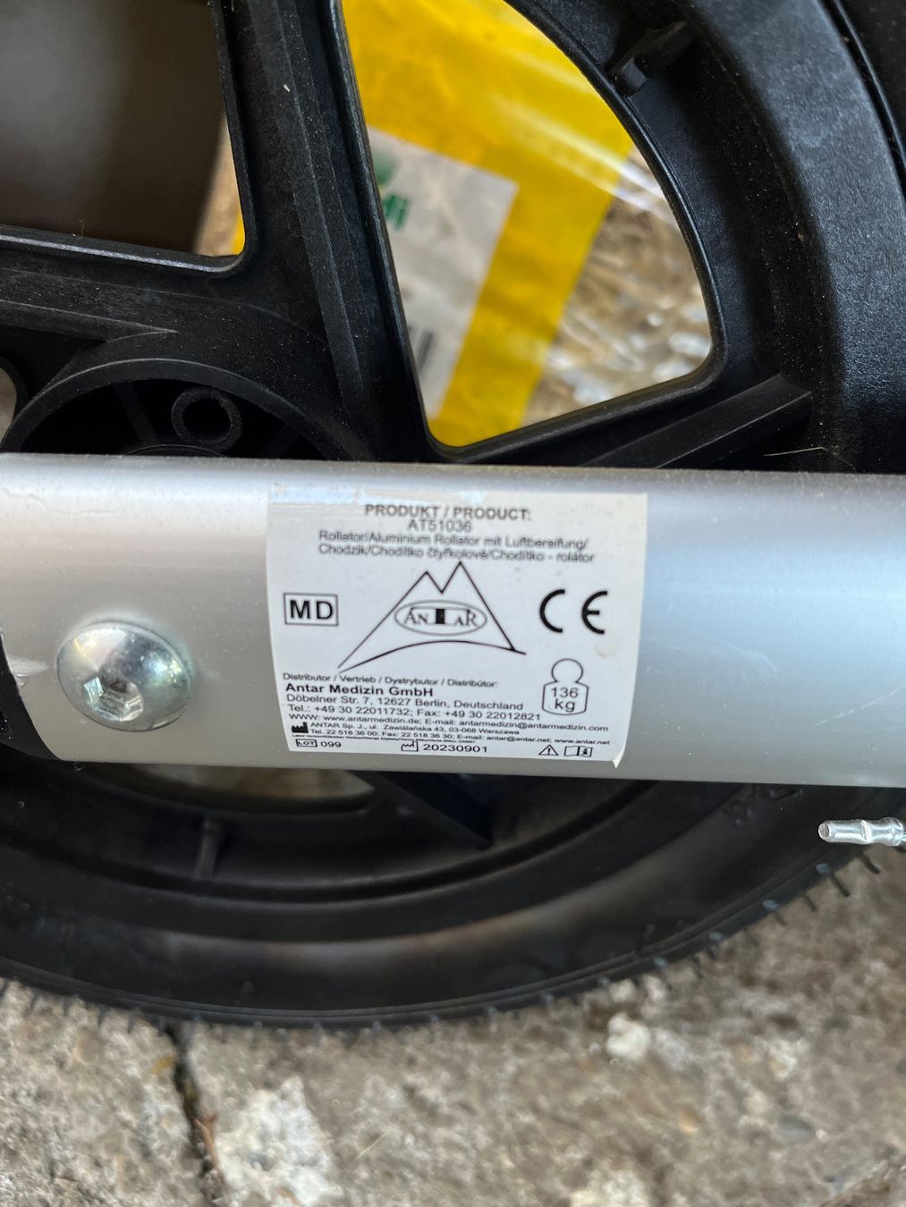 Ausili per la deambulazione: Rollator Antar 51036 neuwertig – Usato da Pfäffikon ZH venduto da Olerud01 3