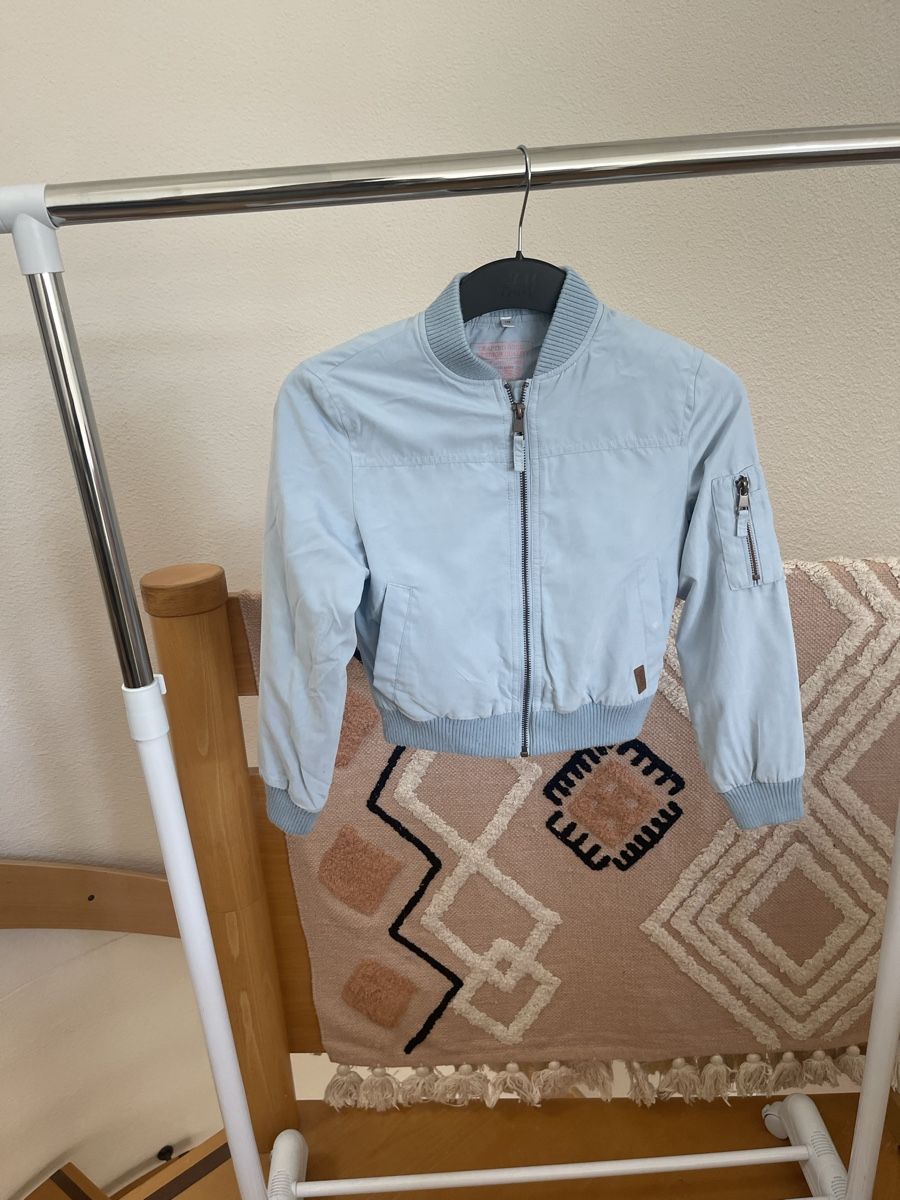 Lotti & Set di vestiti: Mädchen Kleiderpaket 10 Teile Grösse 134 – Usato da Brüttisellen venduto da nat_5622 1