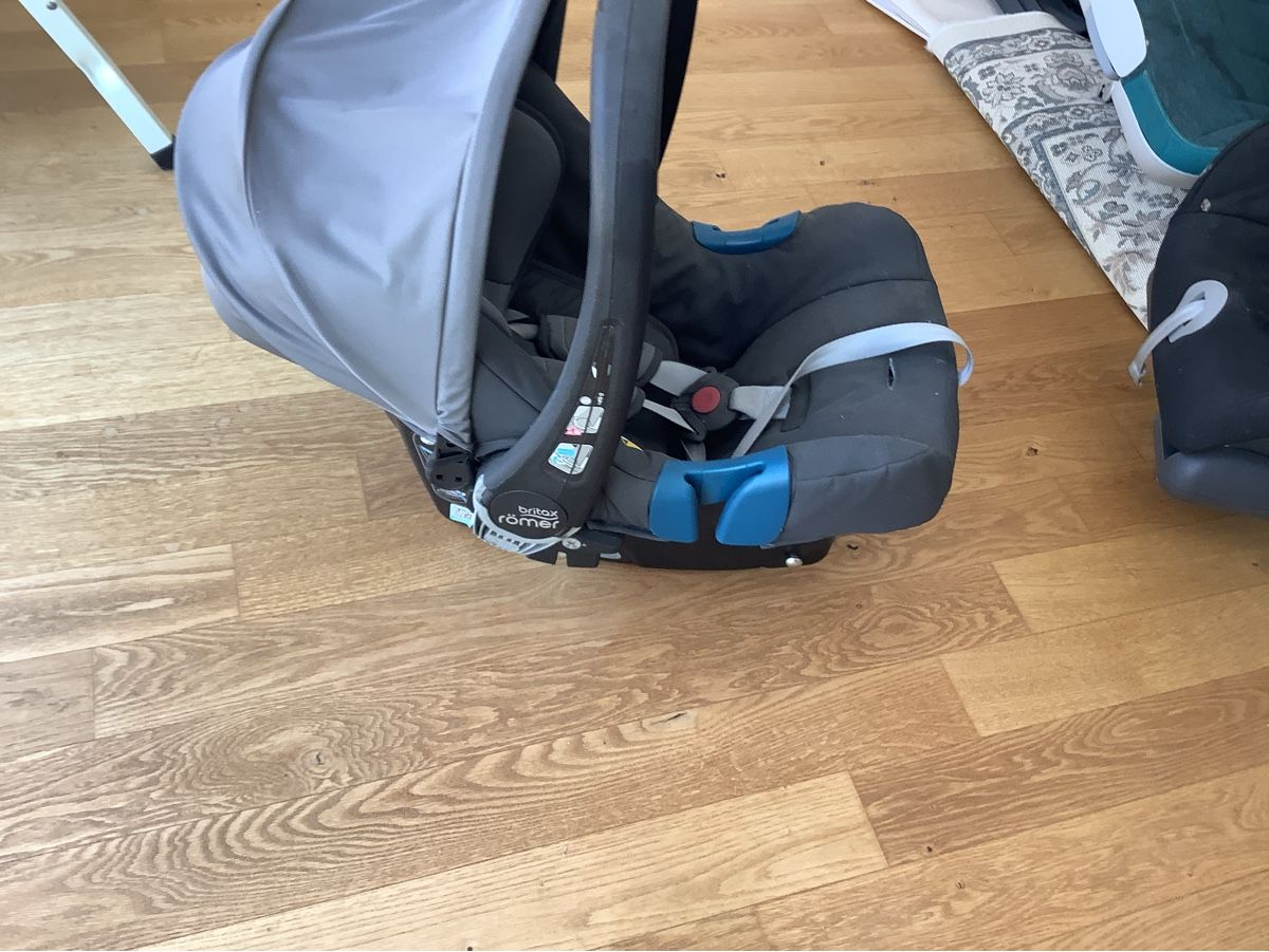 Britax Römer Seggiolini per auto: Kinderautositz Britax Römer – Nuovo (secondo la descrizione) da Busswil BE venduto da kun_ydq8 3