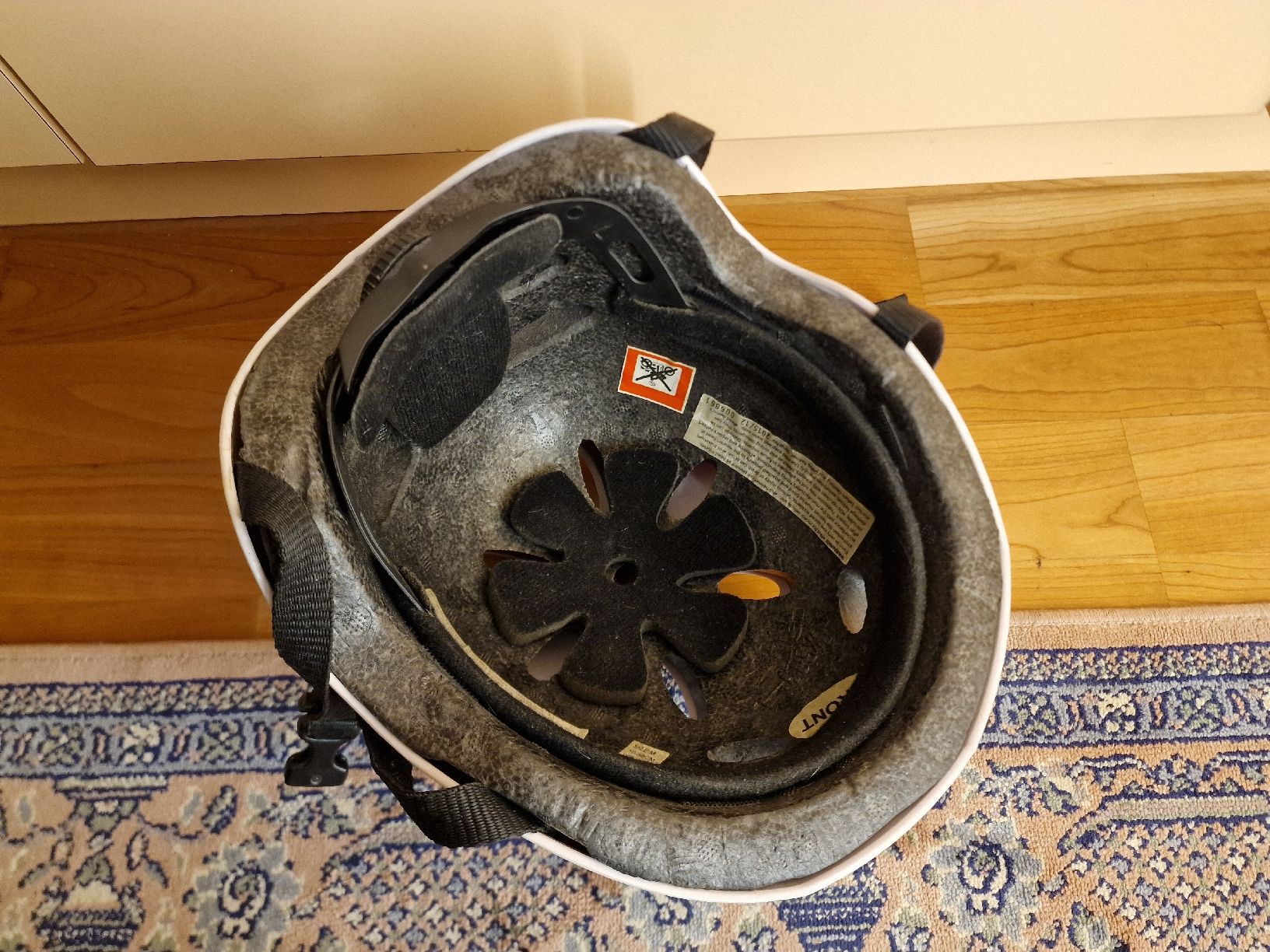 Helme: Skatehelm, Velohelm - Grösse 56-58cm - weiss – Gebraucht aus Bürglen UR von luiroedes 6