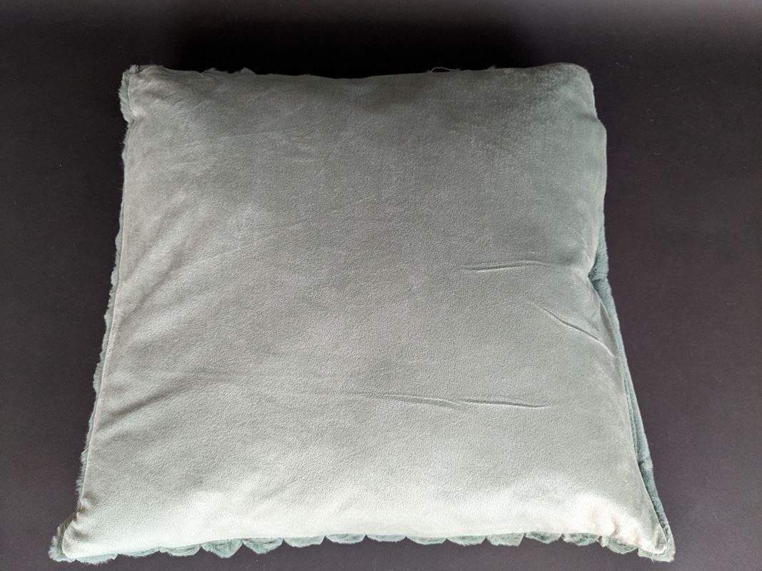 Cuscini: TISECO HOME STUDIO Kissen Greensage – Nuovo (secondo la descrizione) da Thun venduto da Restwert_Thun 1