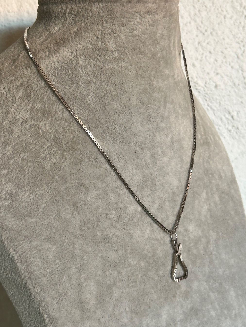 Catenine: Venezianerkette mit BIRNE – Usato da Dittingen venduto da Bellevista 2