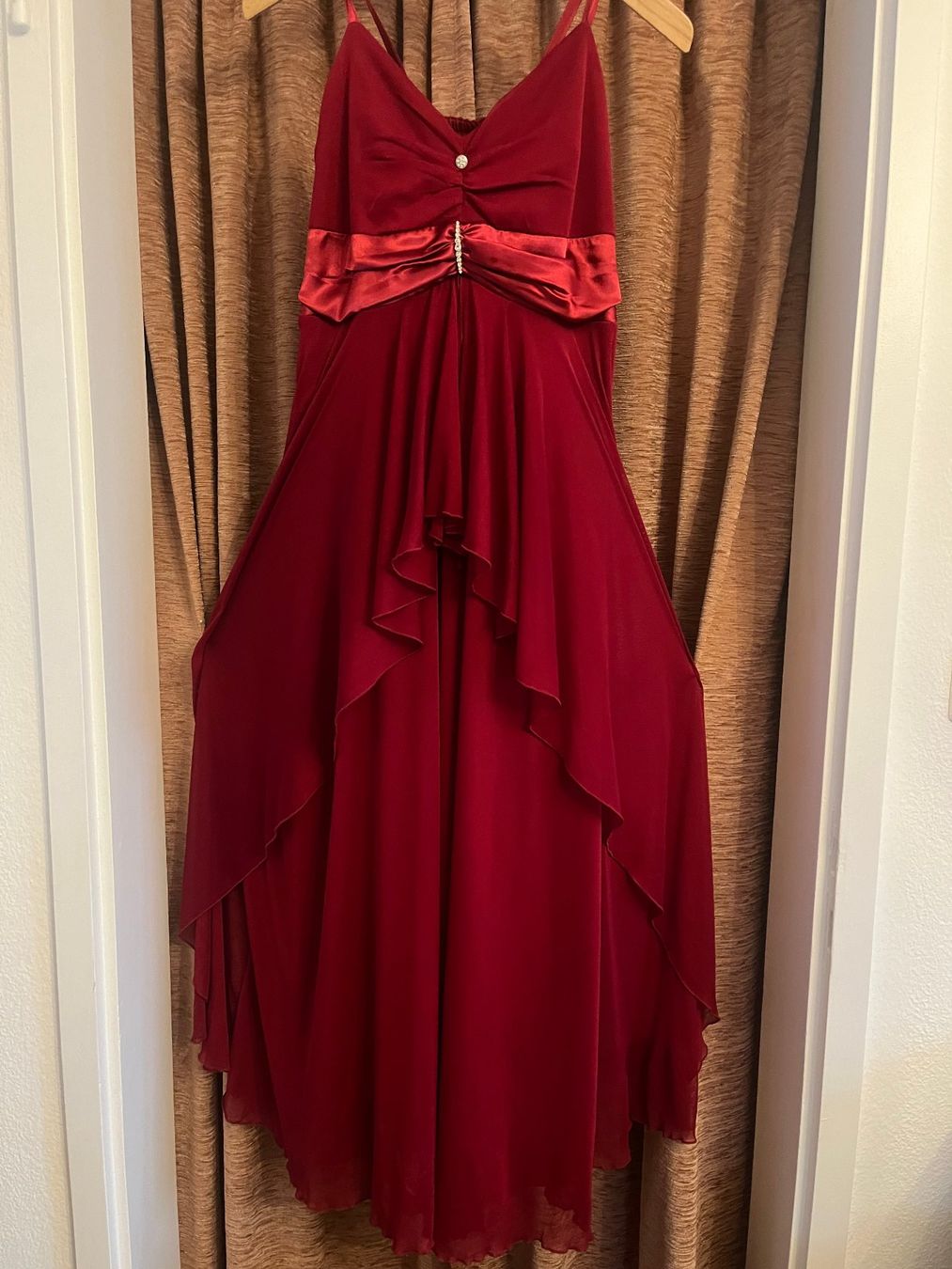 Vestiti: 1x getragenes Abendkleid Gr42 – Usato da Wettingen venduto da PriskaZ05