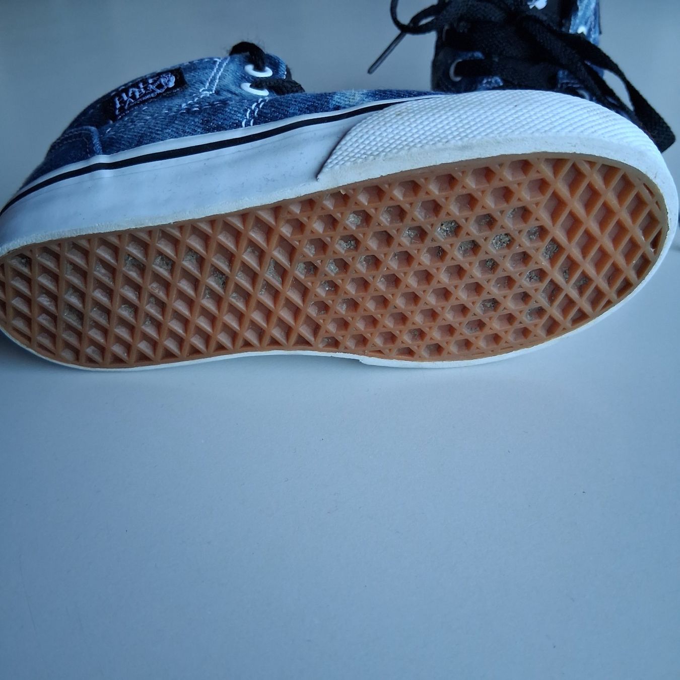 Vans Scarpe per ragazzi: VANS kinderschuhe gr.8.5 – Usato da Klingnau venduto da tschipsi86 1