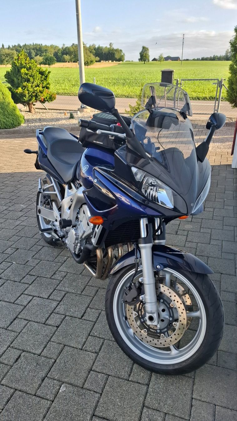 Yamaha Strada: YAMAHA FZ6-S – Usato da Zihlschlacht venduto da Lock1 2
